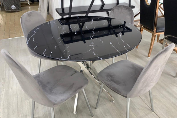 Table de repas + 4 chaises design - Destock linge